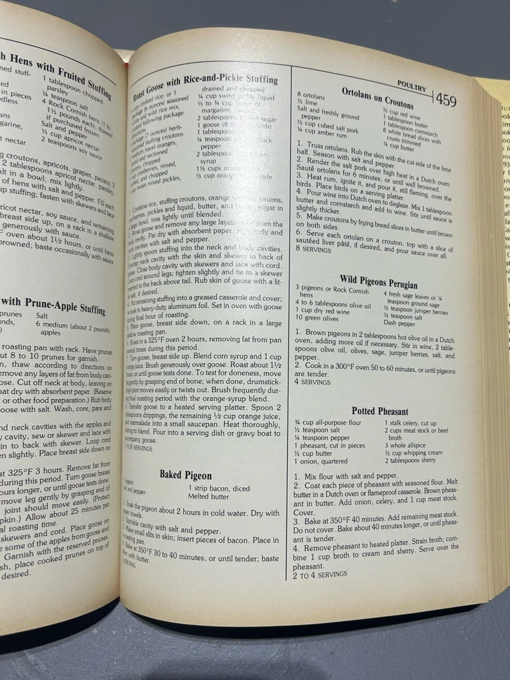 VINTAGE The Culinary Arts Institute Hard Cover Cookbook (Over 4,400 Recipes)